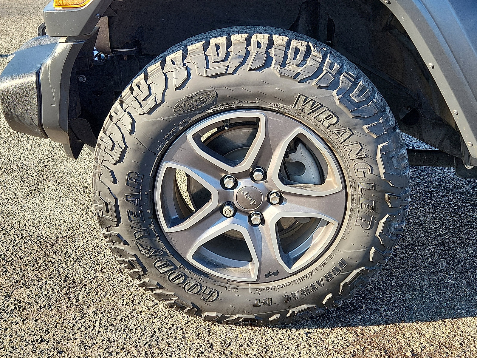 Used 2018 Jeep Wrangler Unlimited Sport S image 8