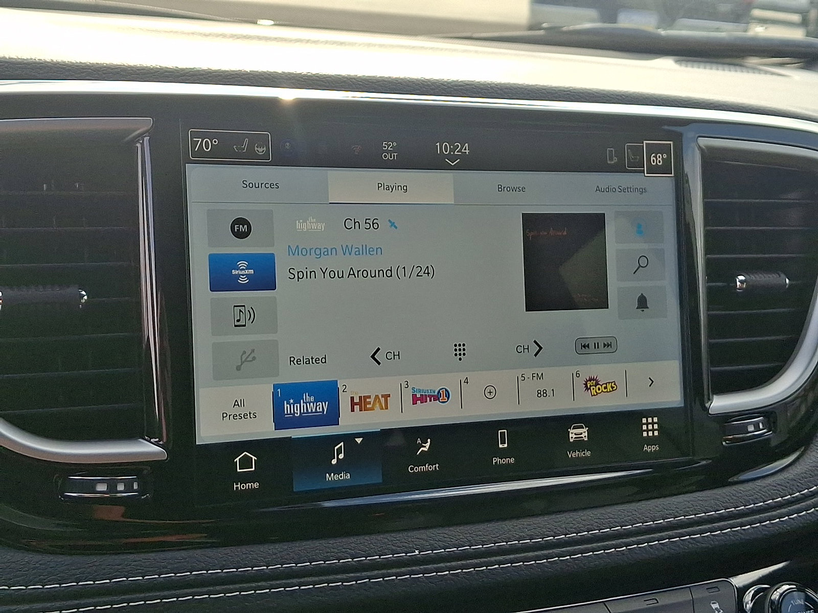 New 2026 Chrysler Pacifica Select w/ S Appearance Package image 14