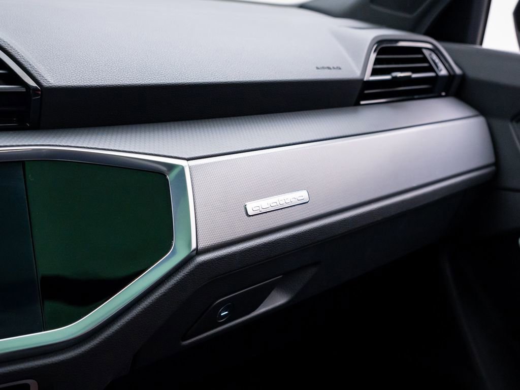 Used 2021 Audi Q3 2.0T Premium w/ Convenience Package image 29