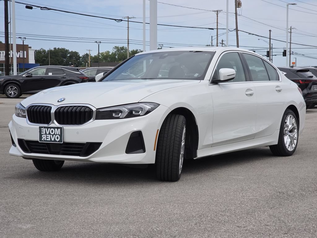 Used 2025 BMW 330i xDrive Sedan AWD/4WD image 5