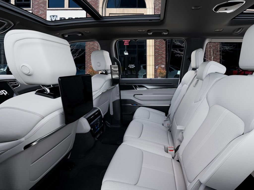 New 2026 Jeep Grand Wagoneer Summit image 23