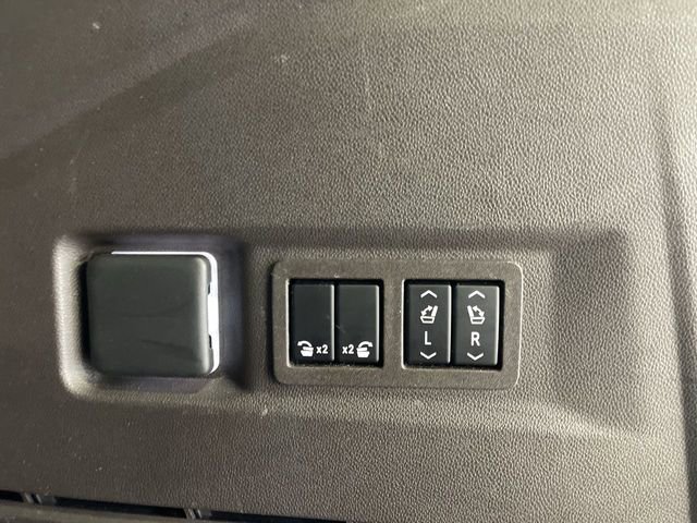 Used 2024 Chevrolet Tahoe Z71 w/ Z71 Off-Road Package image 26