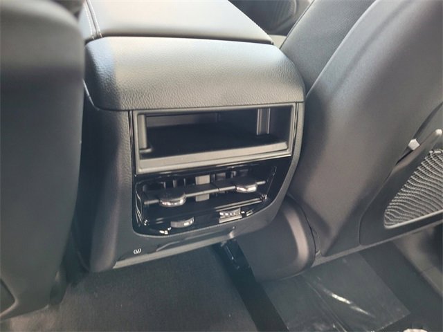 New 2025 Jeep Grand Cherokee Altitude image 8