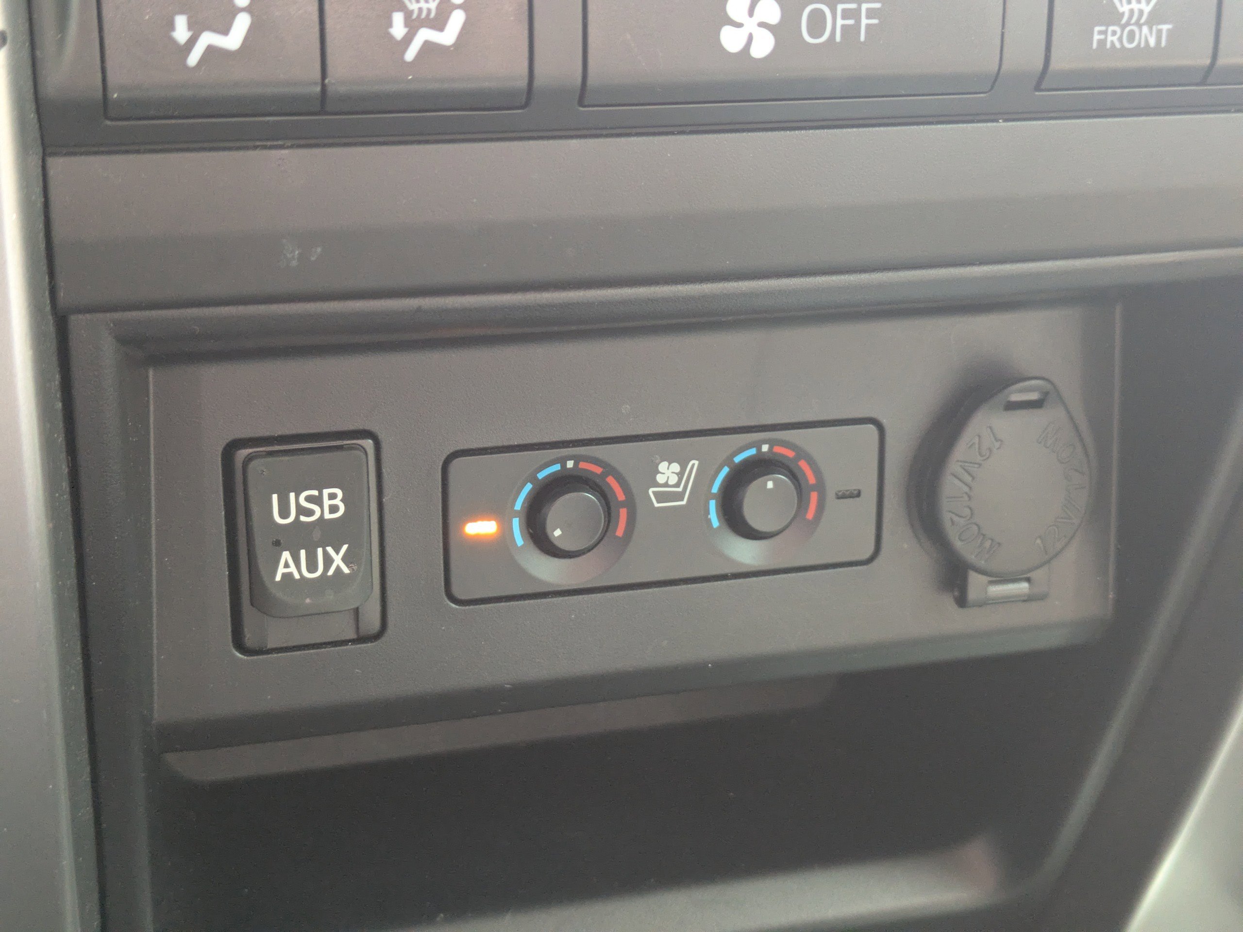 Used 2018 Toyota 4Runner Limited image 22