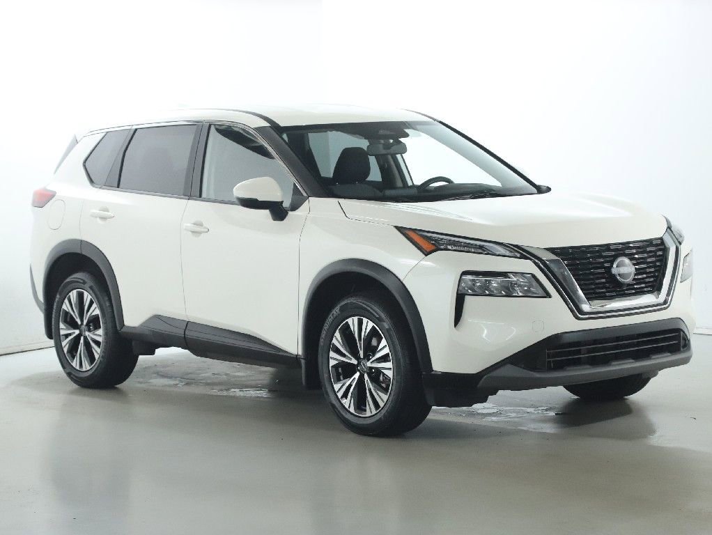 Used 2023 Nissan Rogue SV image 1