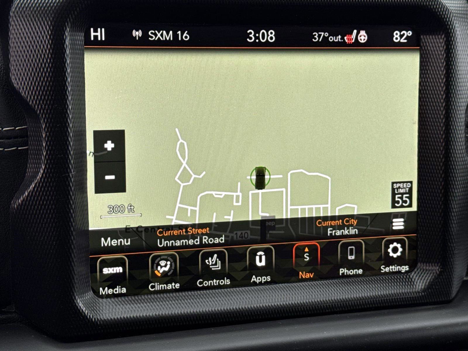 Used 2023 Jeep Wrangler Unlimited Sahara w/ Cold Weather Group image 17