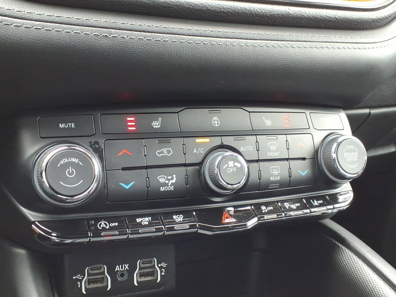 Used 2022 Dodge Durango GT image 22