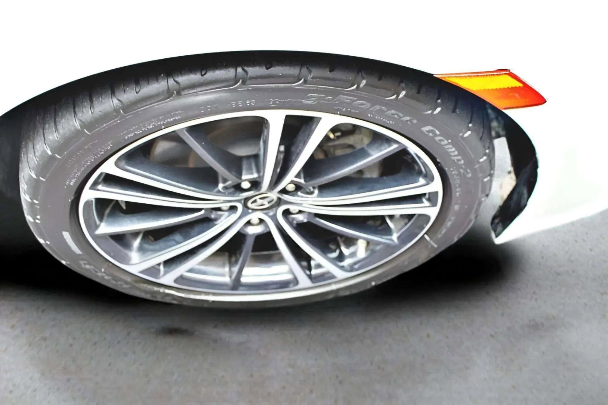 Used 2013 Scion FR-S image 23