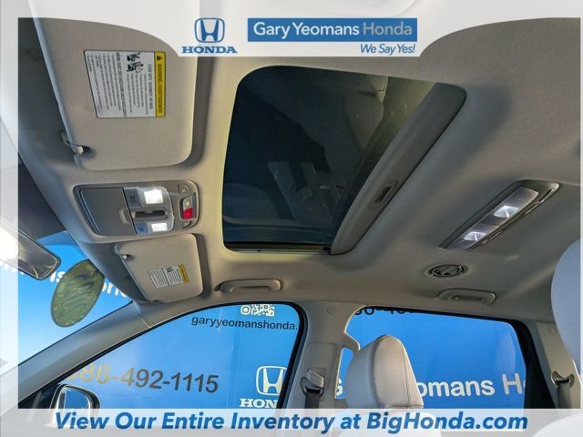 Used 2025 Kia Telluride S FWD image 24