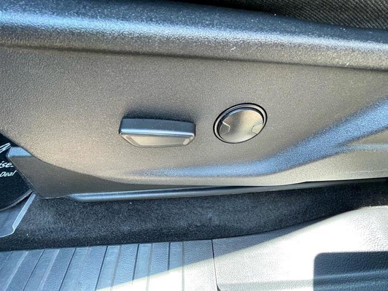 Used 2024 Ford F150 XLT w/ Mobile Office Package image 17