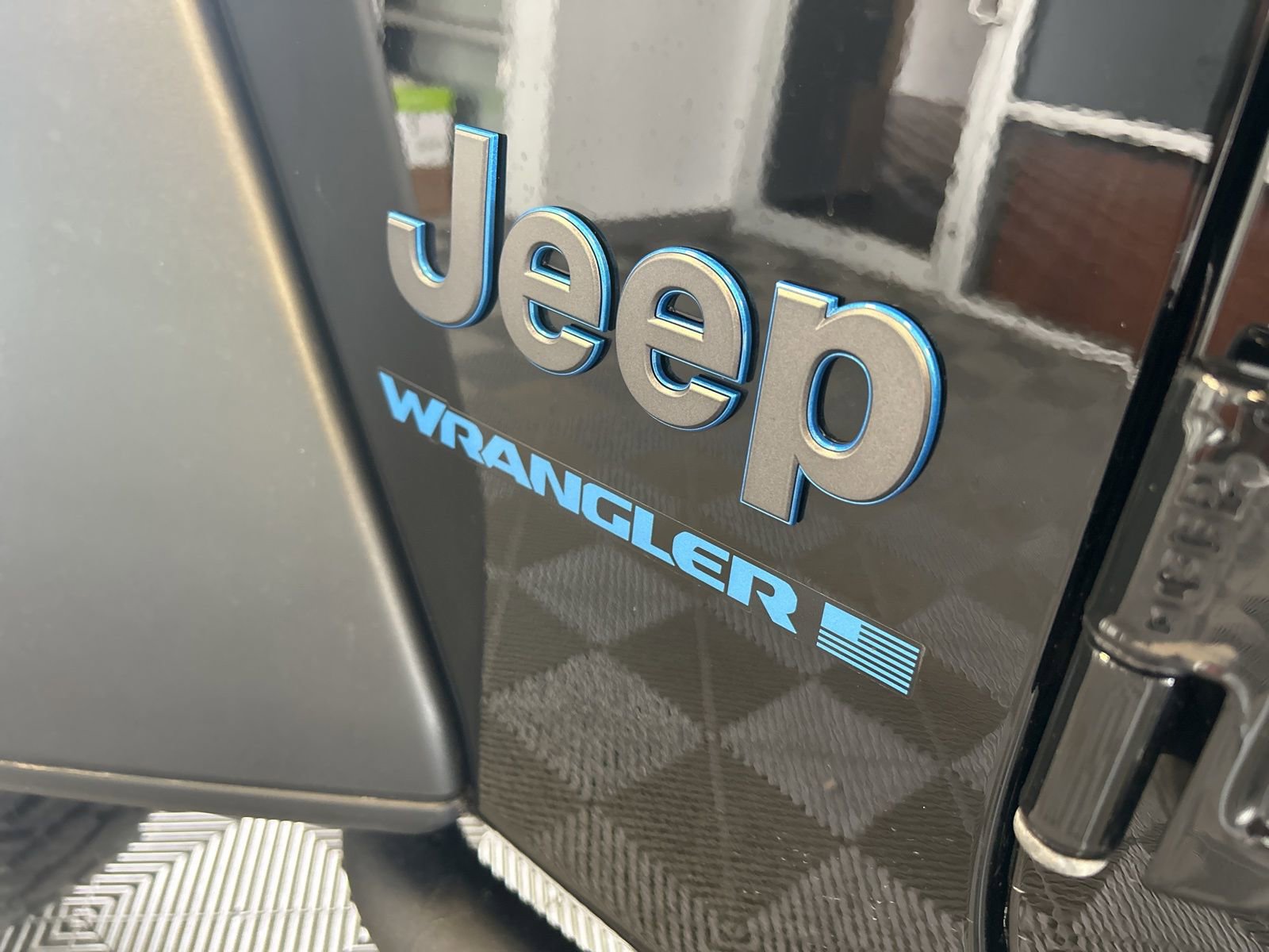Used 2023 Jeep Wrangler Unlimited w/ Cold Weather Group AWD/4WD image 11