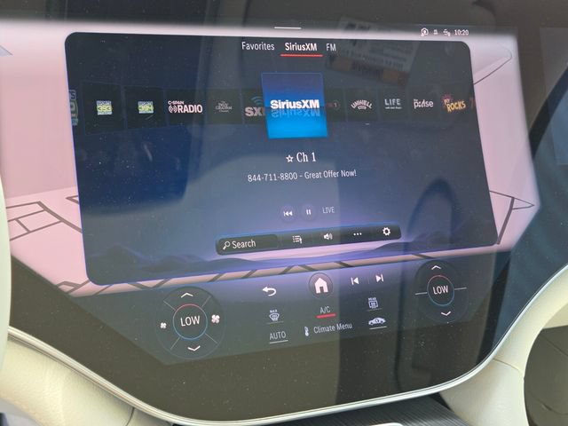 Used 2023 Mercedes-Benz EQS 580 4MATIC SUV image 18