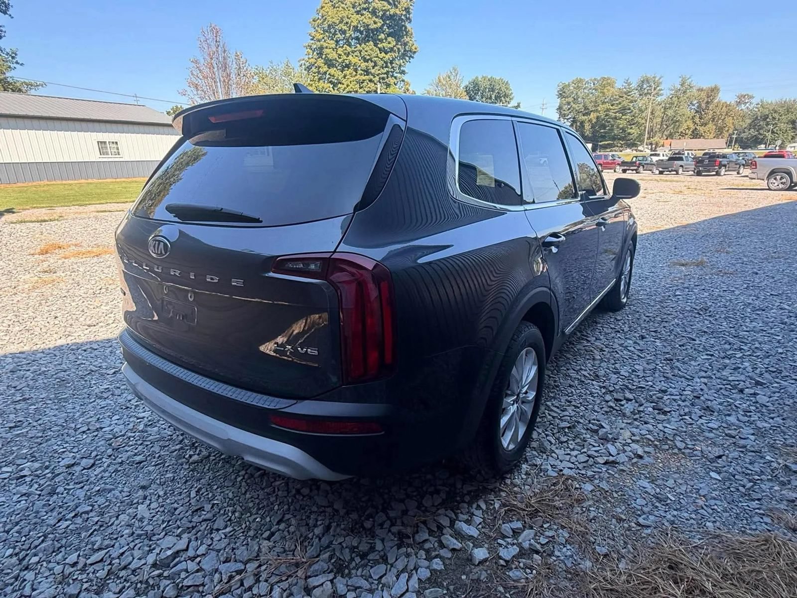 Used 2020 Kia Telluride LX AWD/4WD image 5