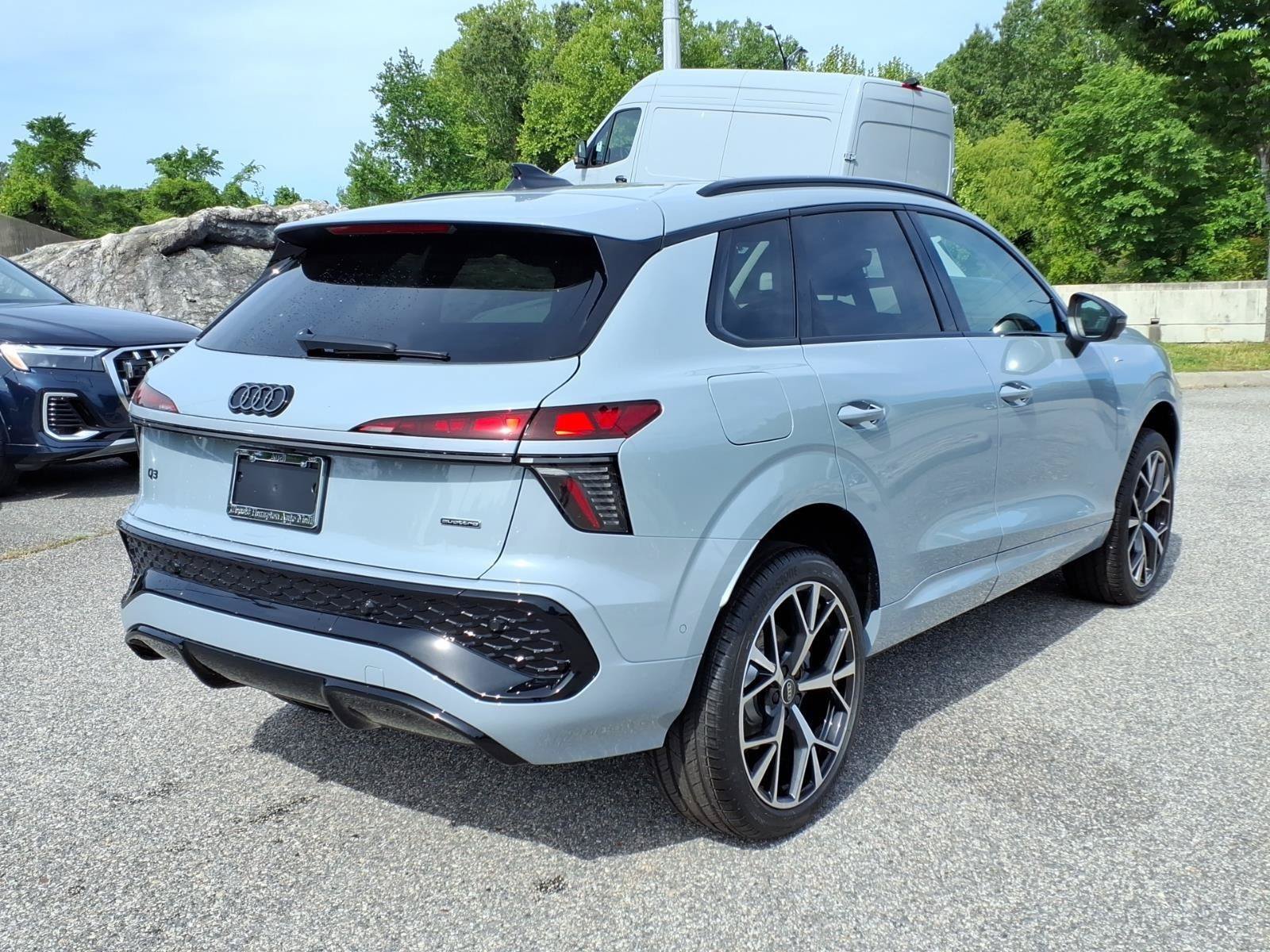 New 2026 Audi Q3 quattro 2.0T AWD/4WD image 4