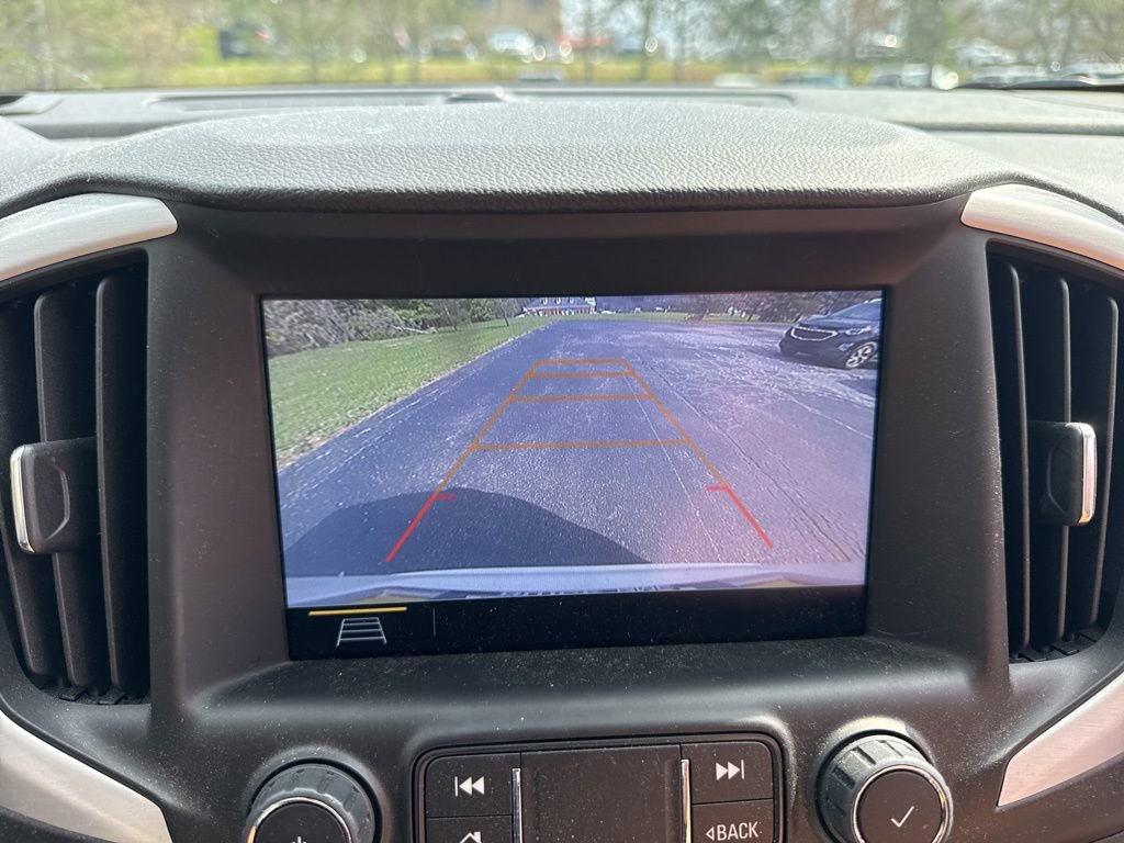 Used 2020 GMC Terrain SLT w/ Preferred Package image 5