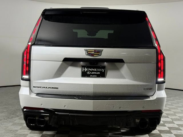 Used 2025 Cadillac Escalade V AWD/4WD image 7