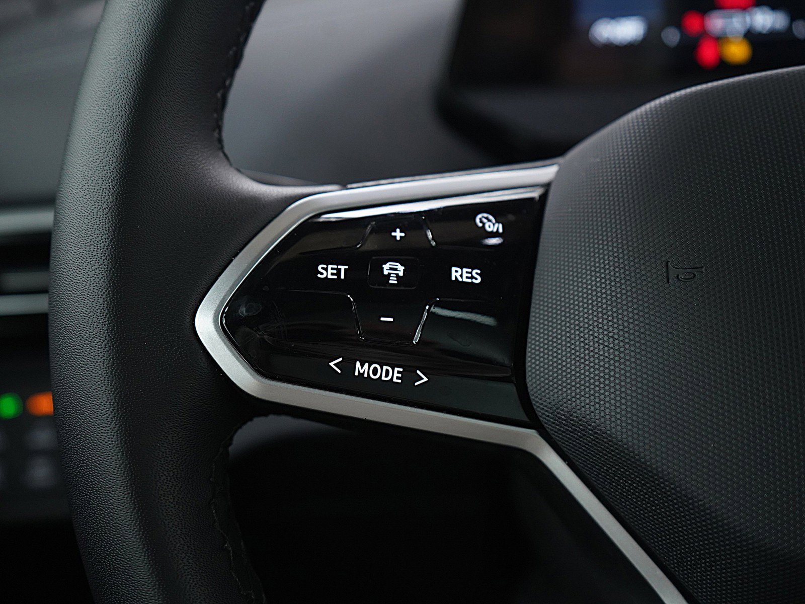 Used 2023 Volkswagen ID.4 Pro S image 25