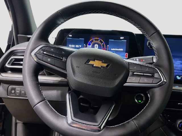 New 2027 Chevrolet Traverse LT w/ LPO, Floor Liner Package AWD/4WD image 13