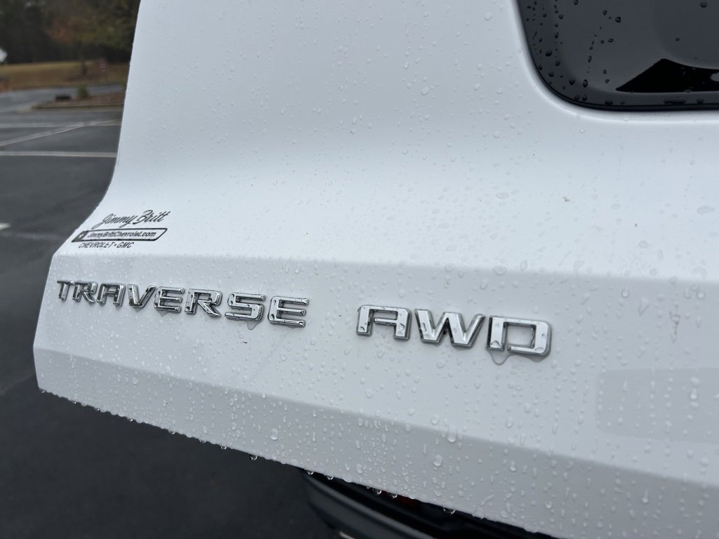 Used 2024 Chevrolet Traverse LT image 23