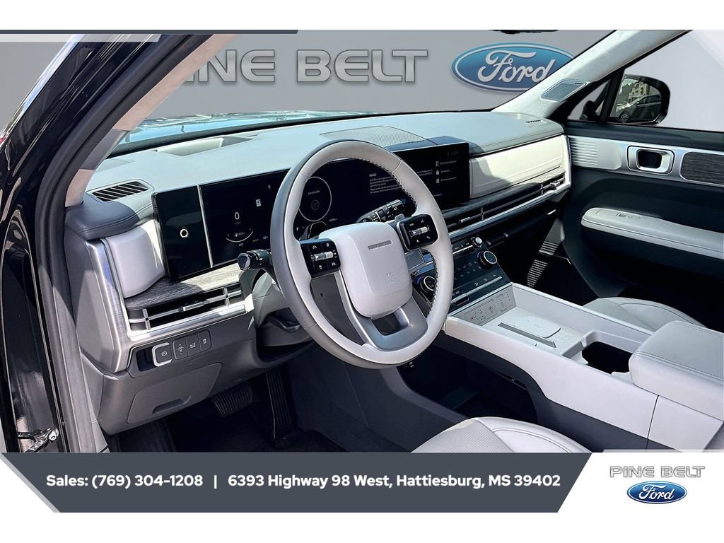 Used 2025 Hyundai Santa Fe Calligraphy FWD image 13