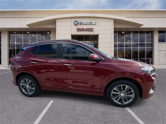 Used 2023 Buick Encore GX Select w/ Sport Touring Package image 17