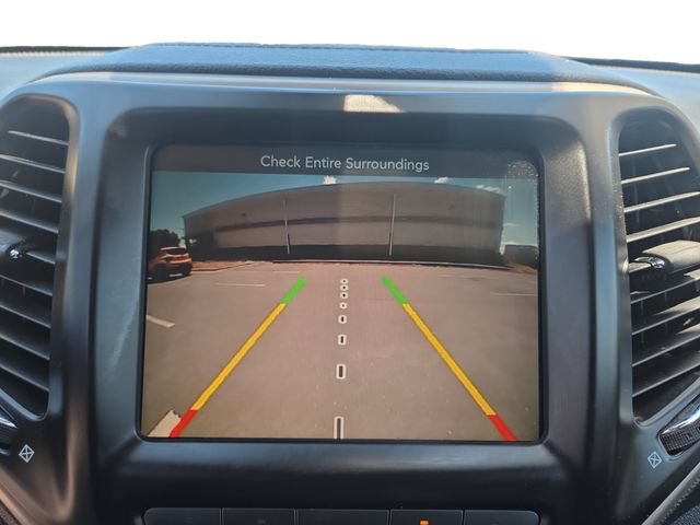 Used 2015 Jeep Cherokee Limited w/ Technology Group AWD/4WD image 25