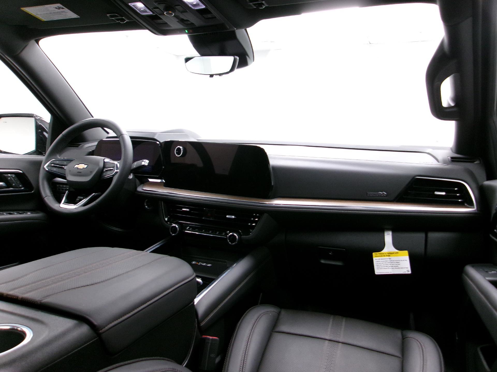 Certified 2025 Chevrolet Tahoe High Country w/ Sun And Tow Package image 3