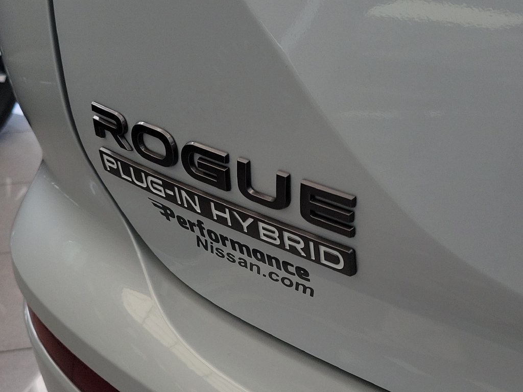 New 2026 Nissan Rogue Platinum AWD/4WD image 11