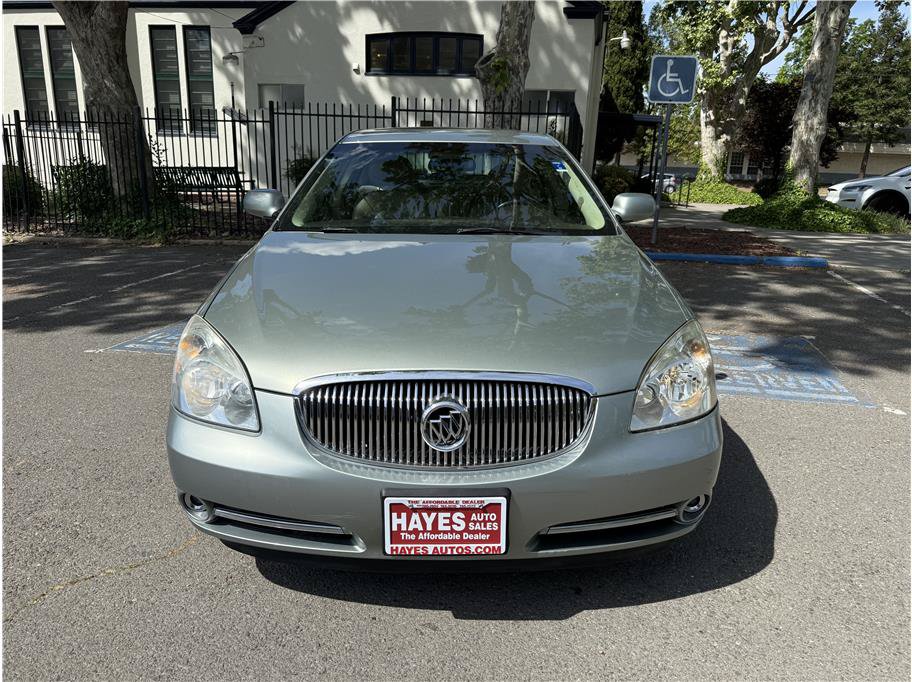 Used 2007 Buick Lucerne CXS w/ Driver Confidence Package FWD image 2