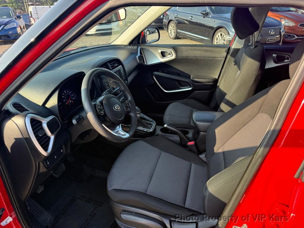 Used 2021 Kia Soul LX image 9
