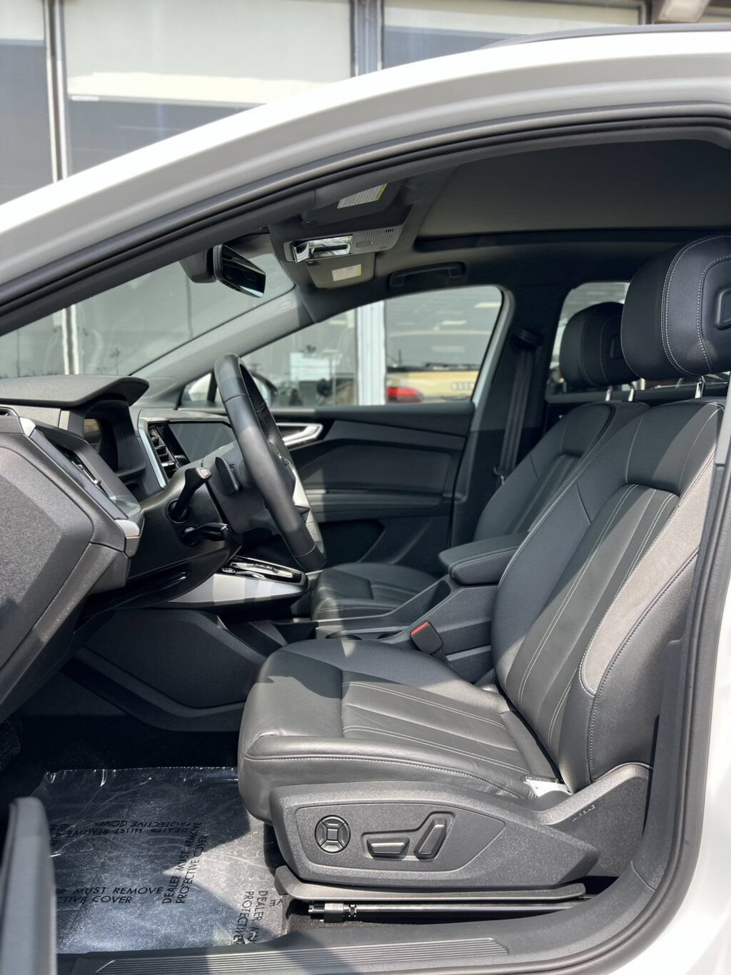 Used 2024 Audi Q4 e-tron Premium Plus w/ Premium Plus AWD/4WD image 16