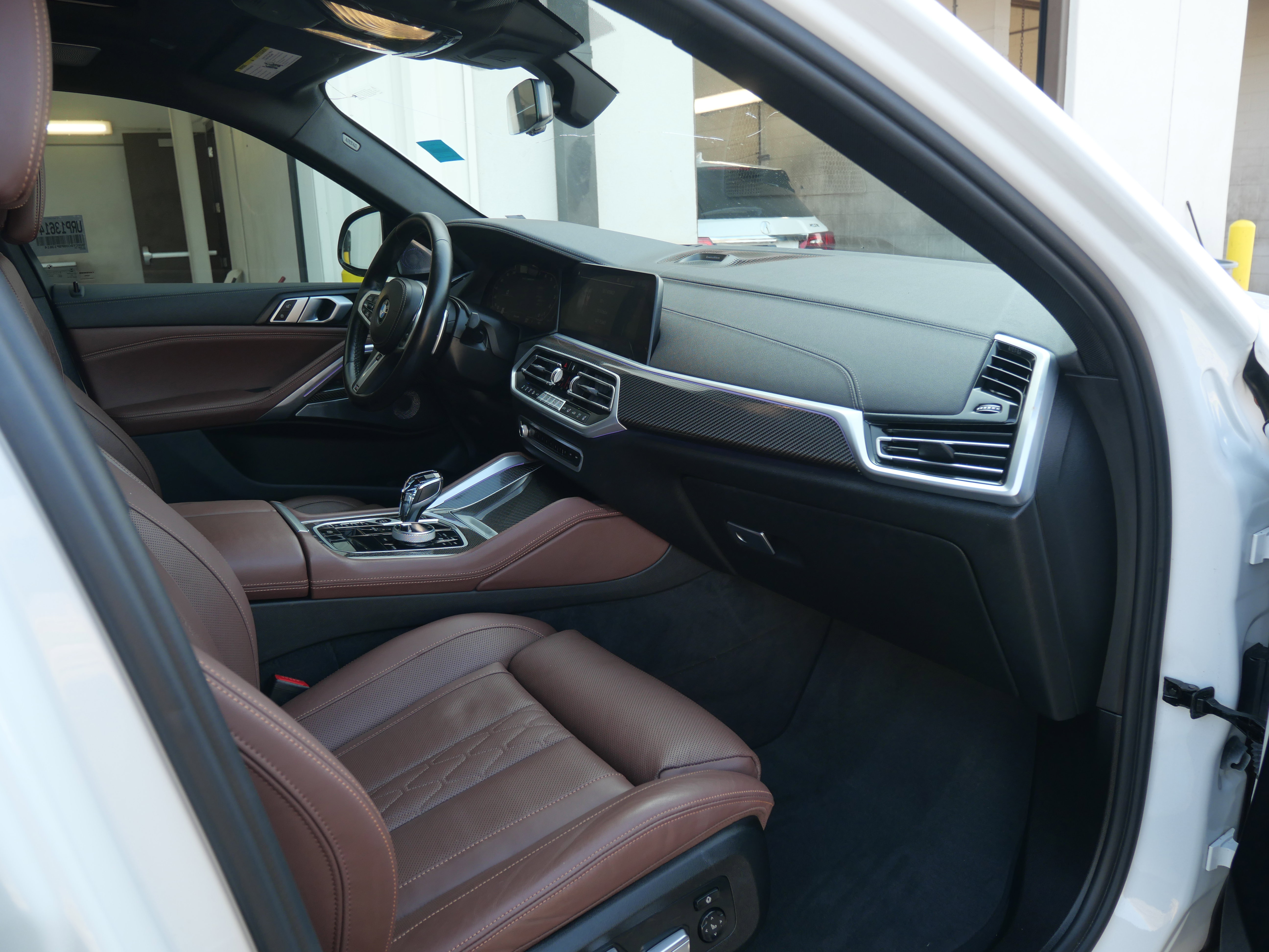 Used 2023 BMW X6 M50i w/ Executive Package image 14