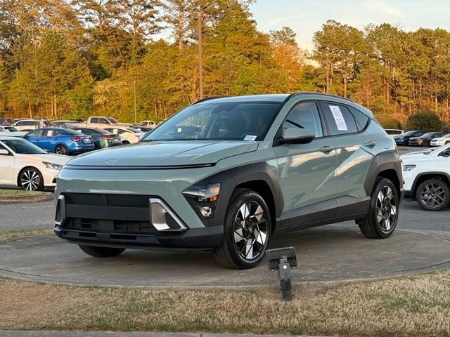 Used 2025 Hyundai Kona SEL image 3