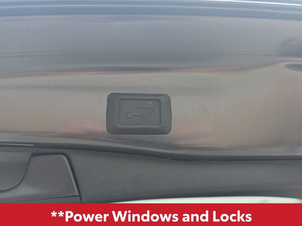 Used 2024 Toyota RAV4 XLE image 15