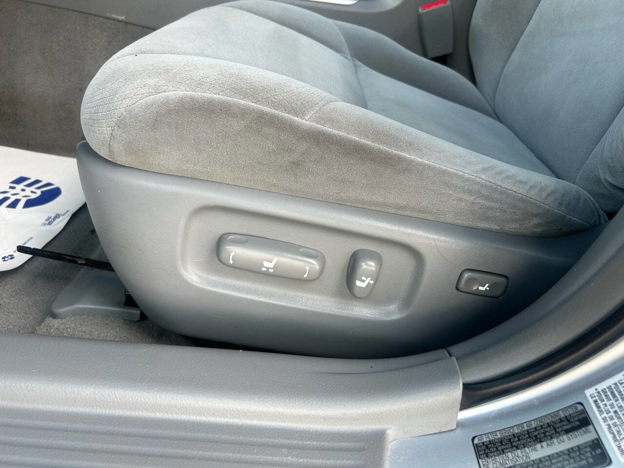 Used 2006 Toyota Avalon XL image 16