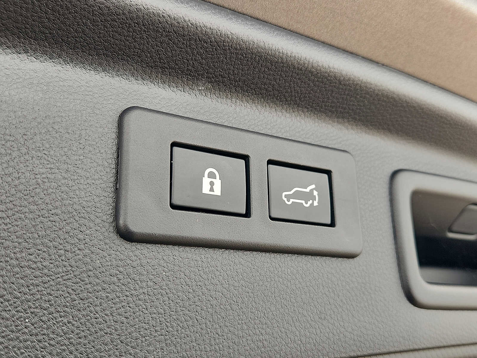 Used 2023 Subaru Forester Premium image 30