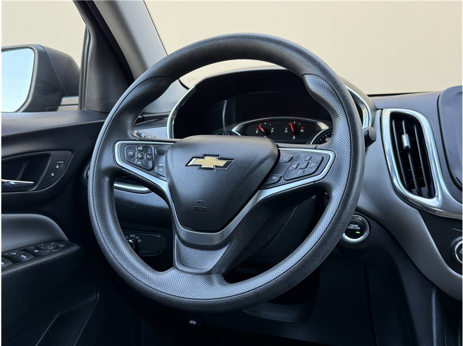 Used 2023 Chevrolet Equinox LS w/ LS Convenience Package FWD image 8