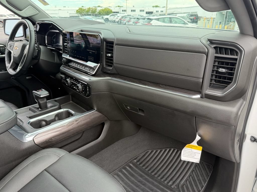 Certified 2024 Chevrolet Silverado 1500 LTZ w/ LTZ Premium Package RWD image 18