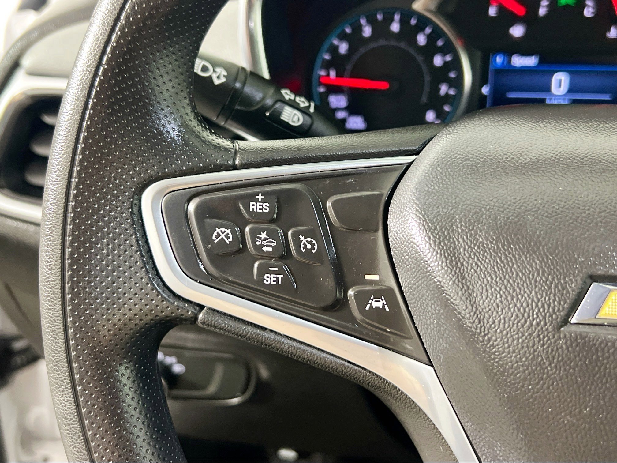 Used 2023 Chevrolet Equinox LS w/ LS Convenience Package image 18