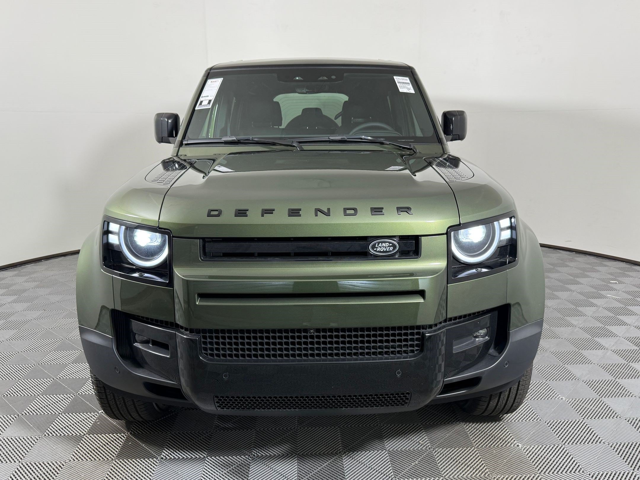 New 2026 Land Rover Defender 110 S AWD/4WD image 6