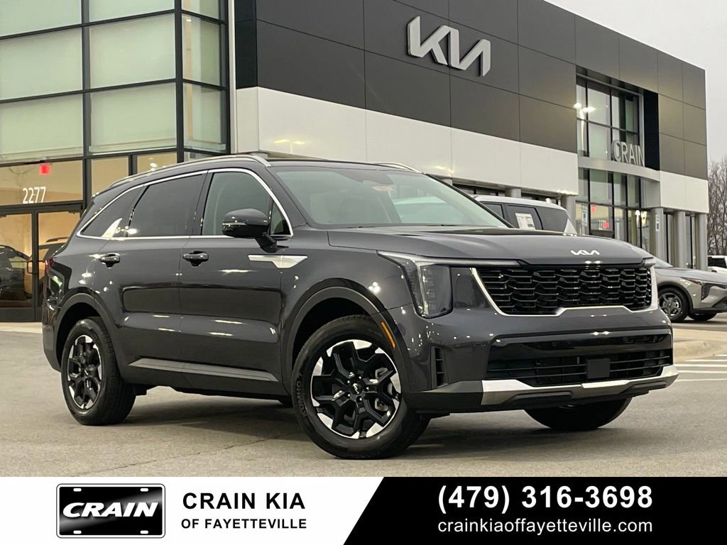 New 2025 Kia Sorento S