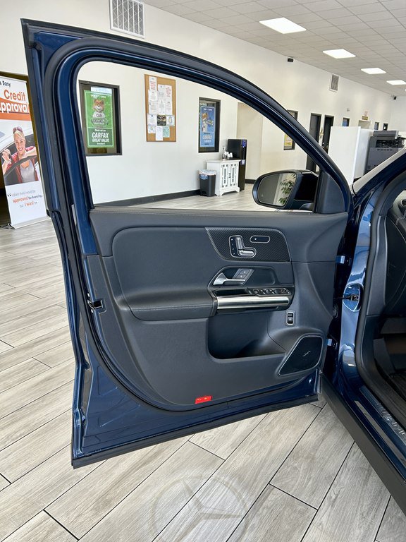 Used 2021 Mercedes-Benz GLA 35 AMG 4MATIC w/ Driver Assistance Package image 16
