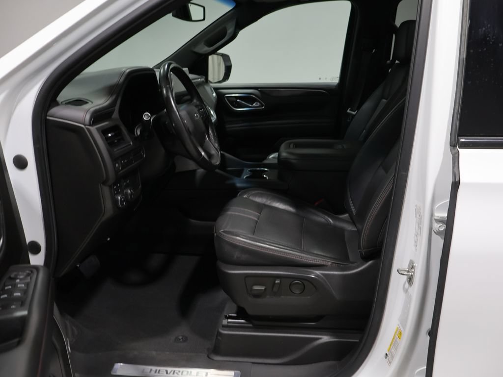 Used 2021 Chevrolet Suburban RST AWD/4WD image 12