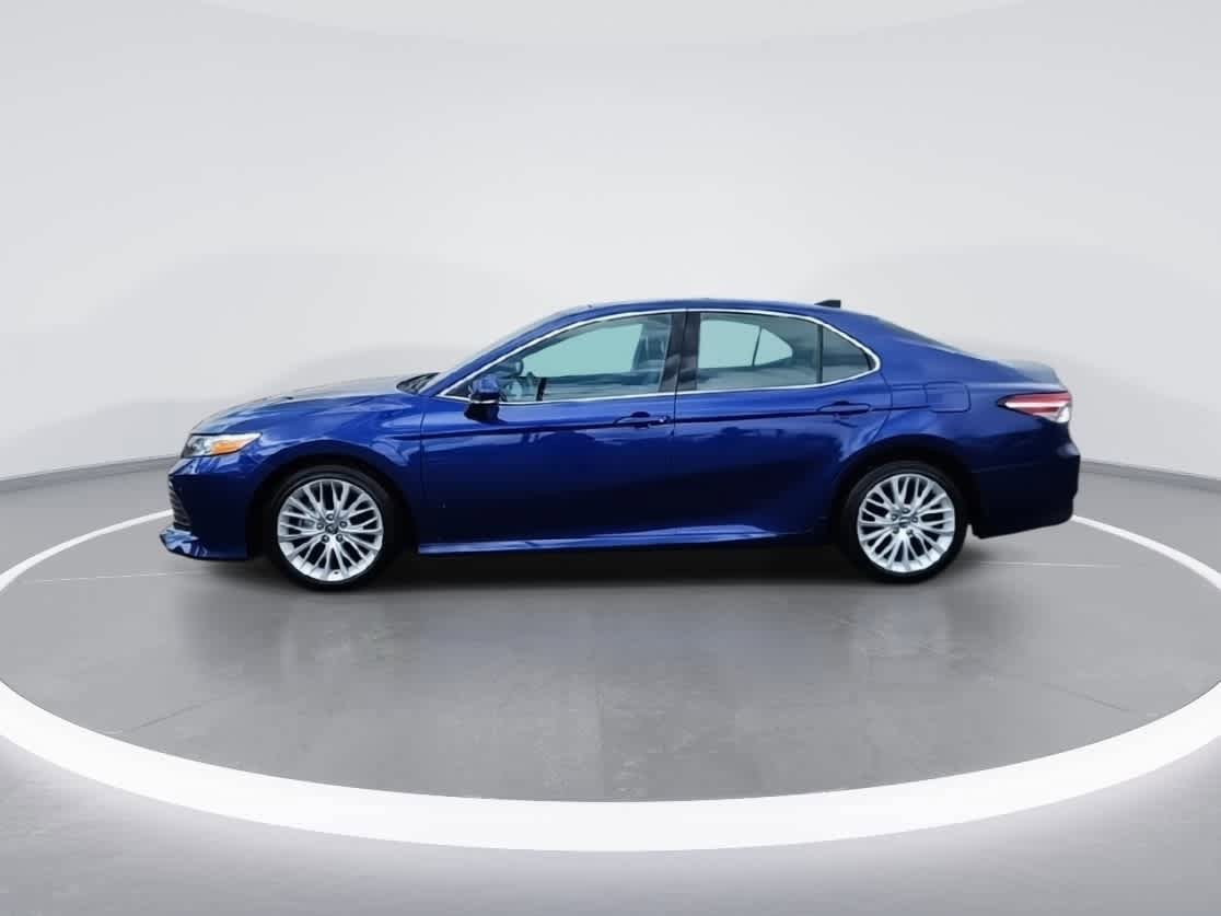 Certified 2018 Toyota Camry XLE w/ Driver Assist Package FWD image 5