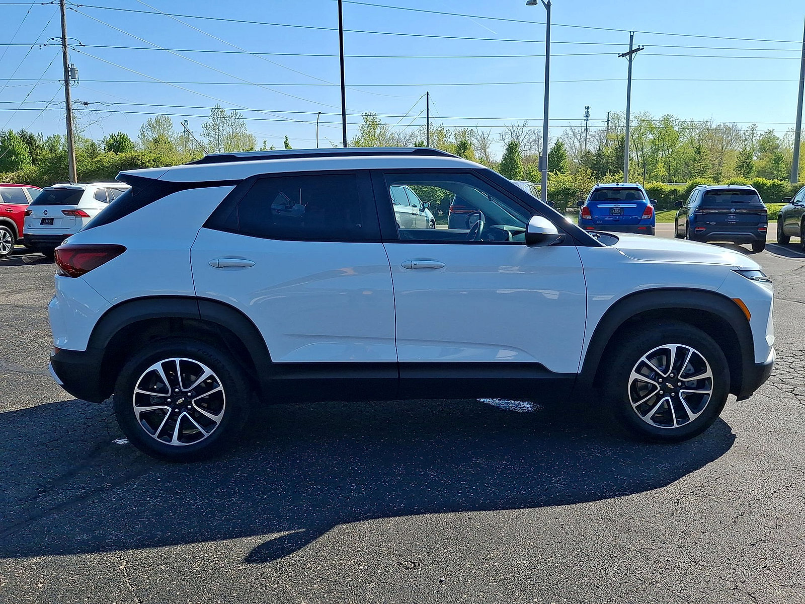 Used 2024 Chevrolet TrailBlazer LT w/ LT Cold Weather Package AWD/4WD image 26