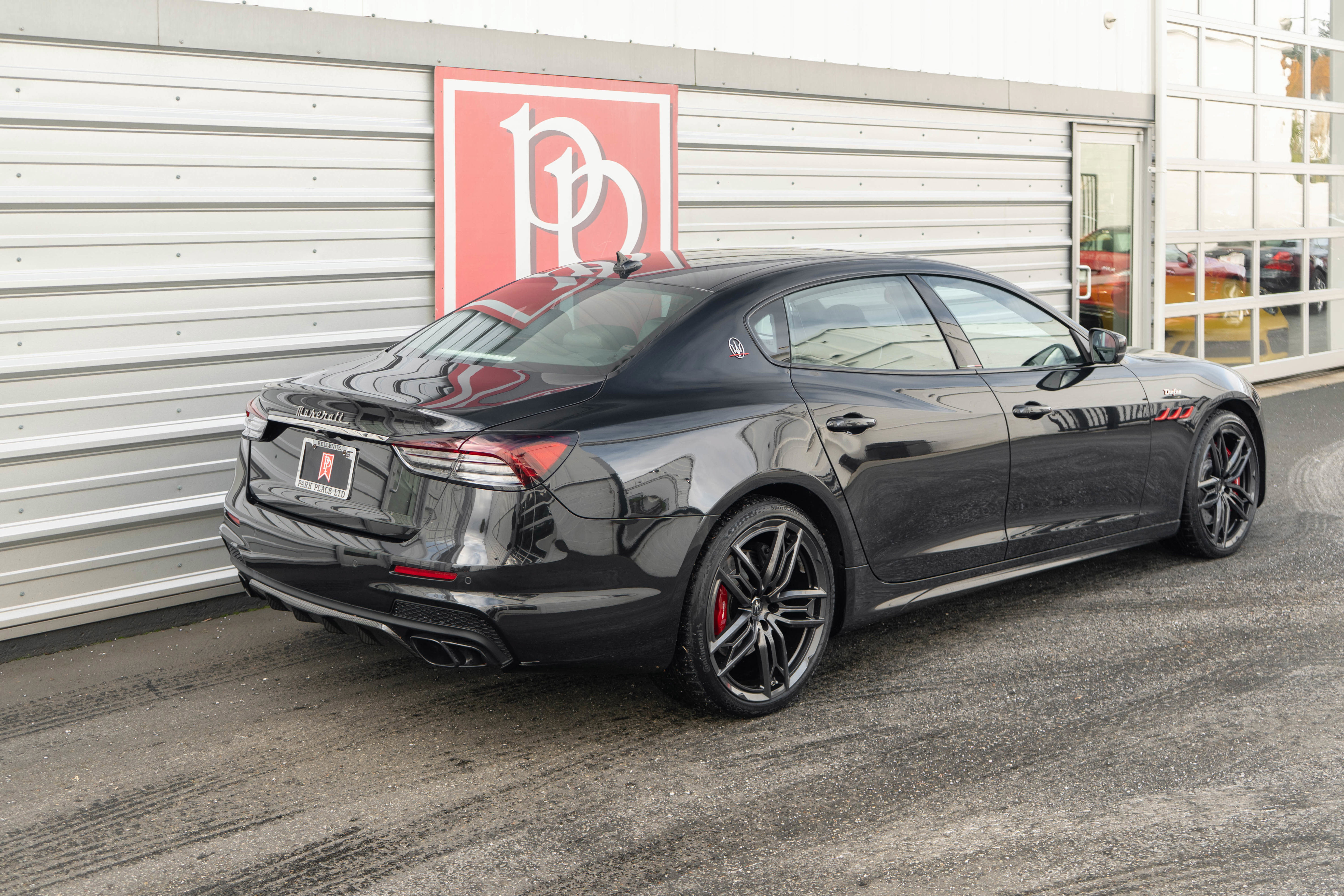 Used 2021 Maserati Quattroporte Trofeo RWD image 41