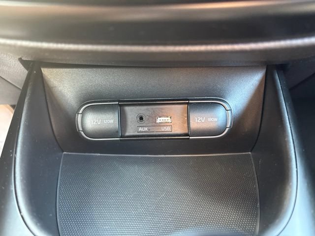 Used 2019 Kia Soul FWD image 31