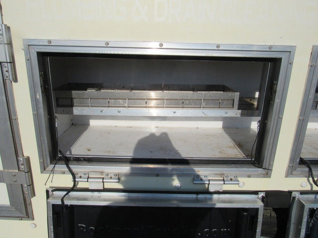 Used 2023 Ford E-350 and Econoline 350 Super Duty w/ Power Windows & Locks Group image 18