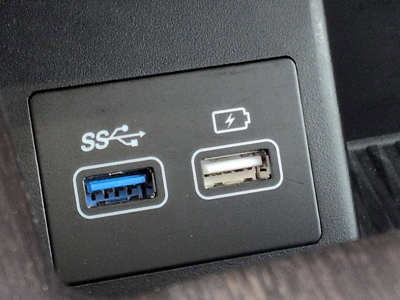 Used 2022 Genesis G80 2.5T w/ Advanced Package image 34