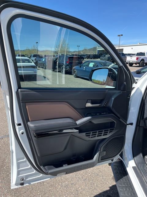 Used 2026 Toyota 4Runner Limited image 23